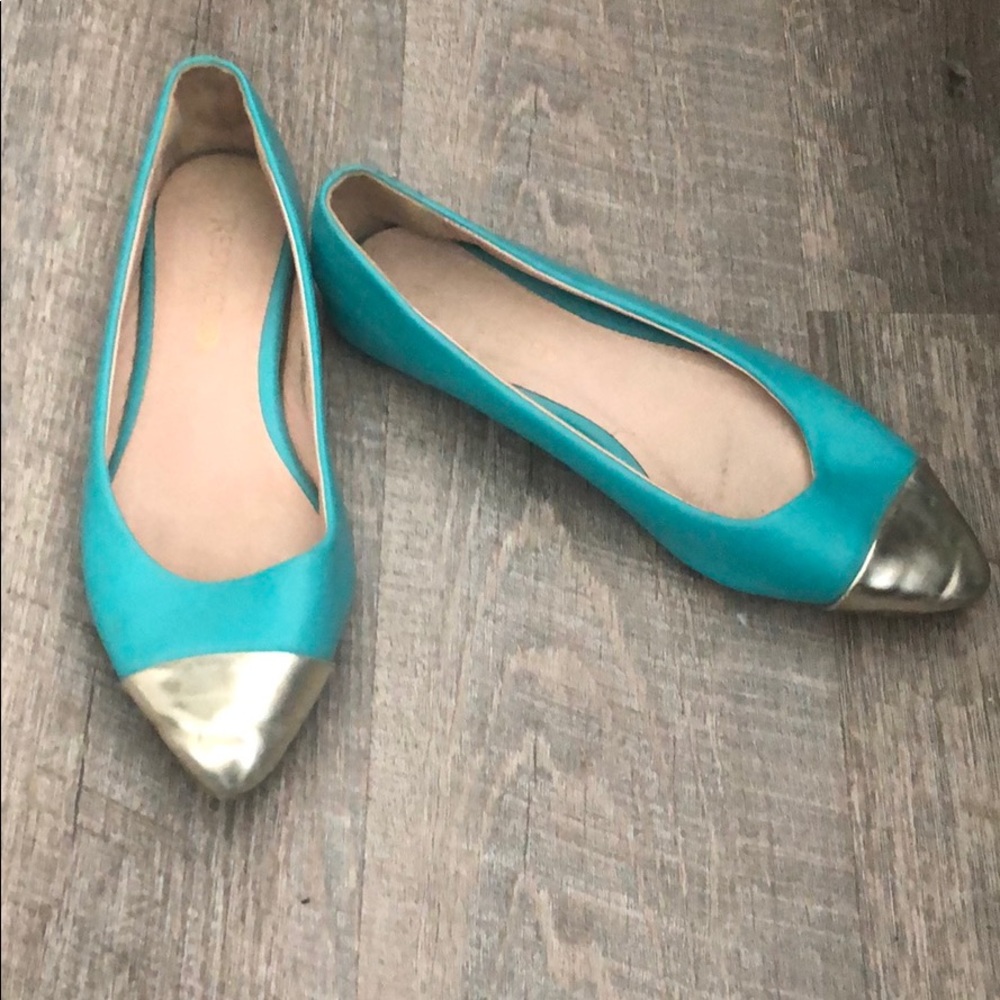 Flats - Picture 2 of 6